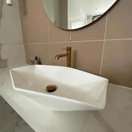 Вилла Luxurious House Sarafovo